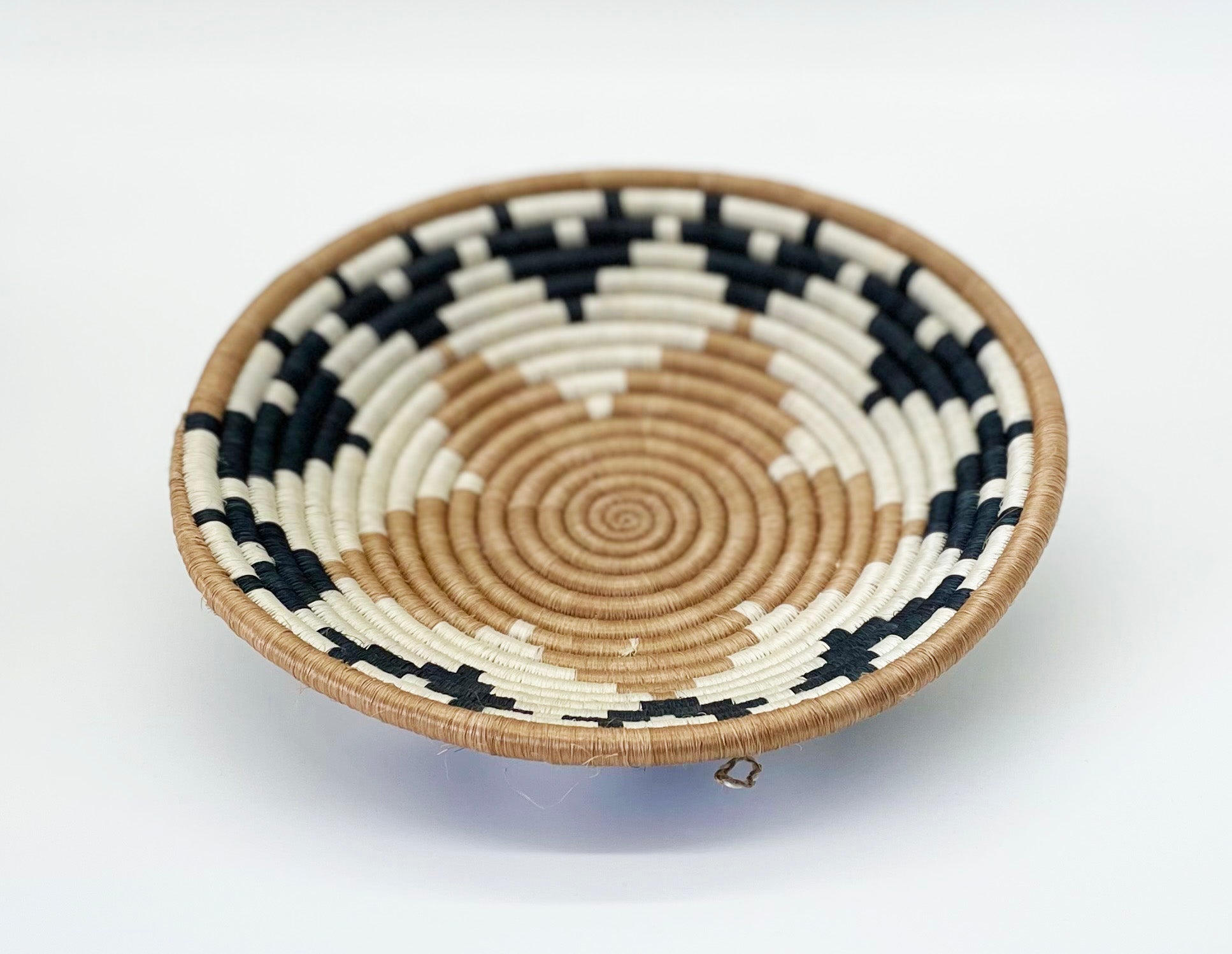 Large Intango baskets - Neutrals (ASSORTED DESIGNS)